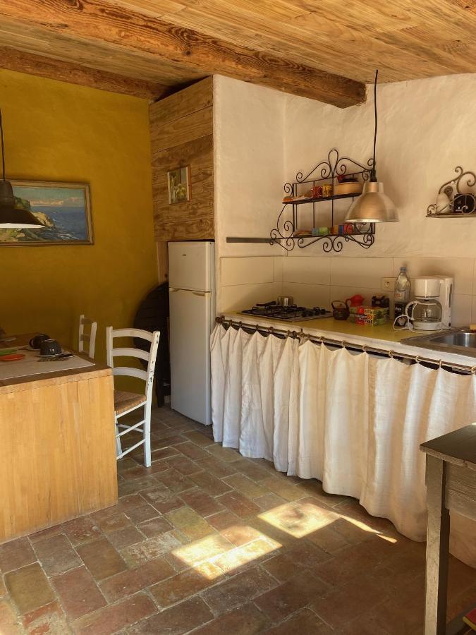 Maison Dans Jardin Villeseque-des-Corbieres Eksteriør billede